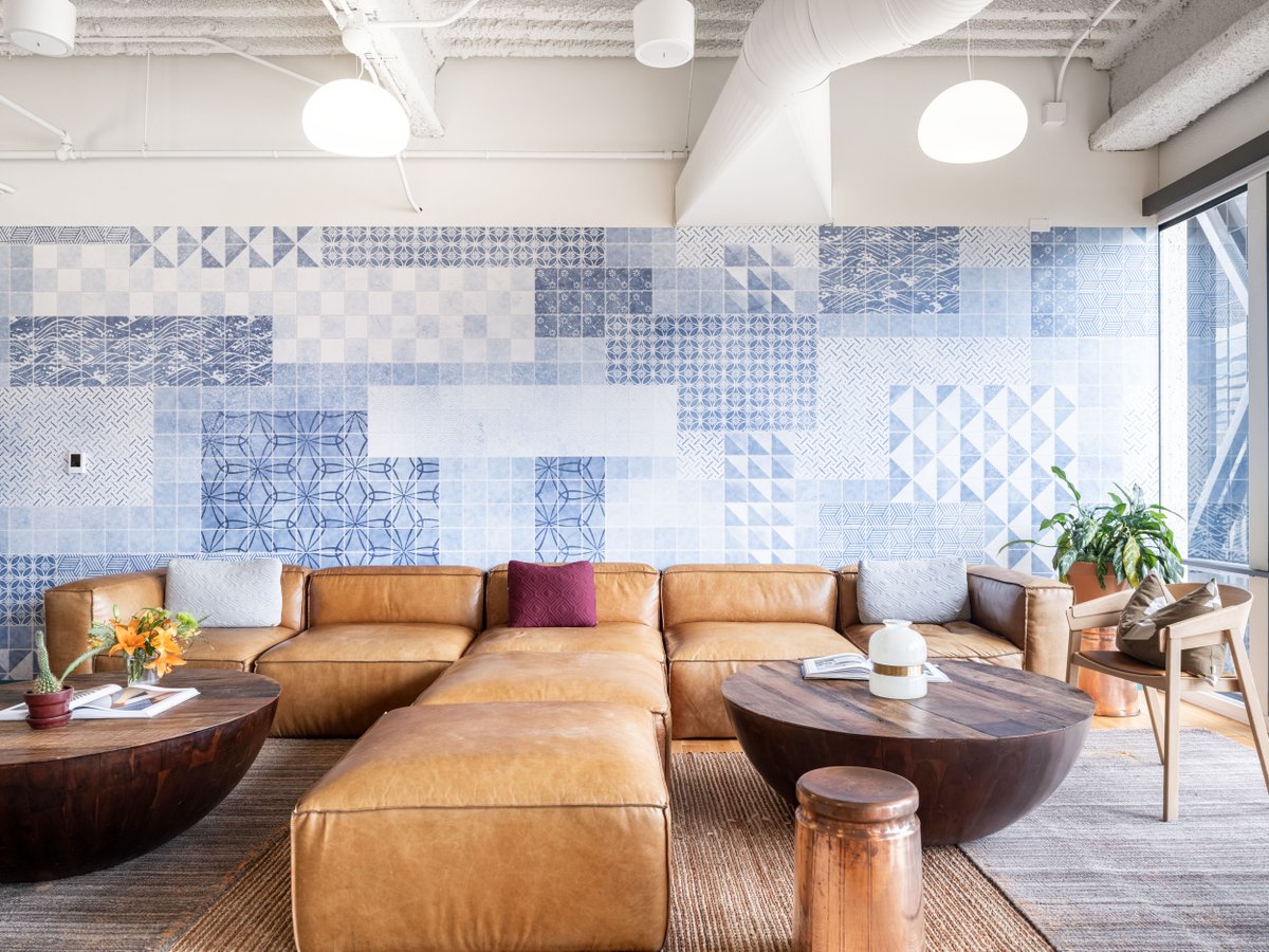 WeWork's tweet photo. Obsessed with this accent wall over at our WeWork Two Embarcadero Center in San Francisco. π€© #wework #weworksf https://t.co/Uijr7MnKyH