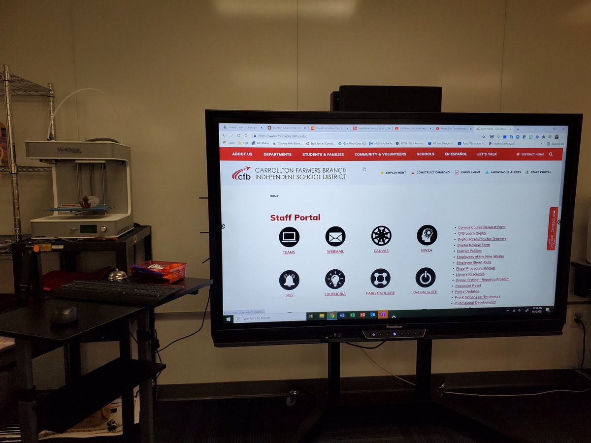 tranq084's tweet photo. Look at all the cool tech I have in STEM room 😍. These are provided by @CFBISD and our @BlantonBulldogs. I'm so thankful for all of these resources 💯👏 #BlantonSTEM #ALLIN https://t.co/OCEfvoLisb