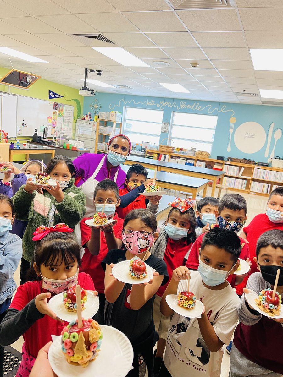 YKBilingual tweet media