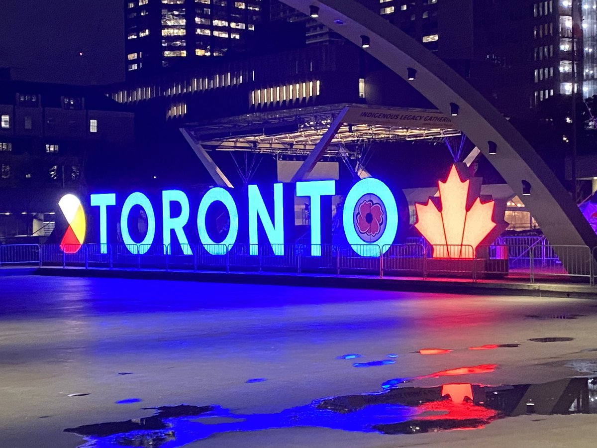 UIEC_Tdsb's tweet photo. Indigenous Legacy Gathering @ Nathan Philips Square. Grandma Pauline Shirt started in a good way with a sunrise ceremony and @UIEC_Tdsb &amp; @KWSS_TDSB representing with tipi and swag! Lots of great vendors, food, dancers and musicians. https://t.co/vbzL0jv17J