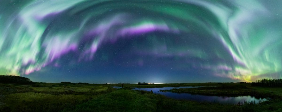 AuroraJAnderson's tweet photo. @_SpaceWeather_ @dartanner It was nuts!! Gotta love spaceweather &amp; thr aurora! https://t.co/TTR5g3nTtI