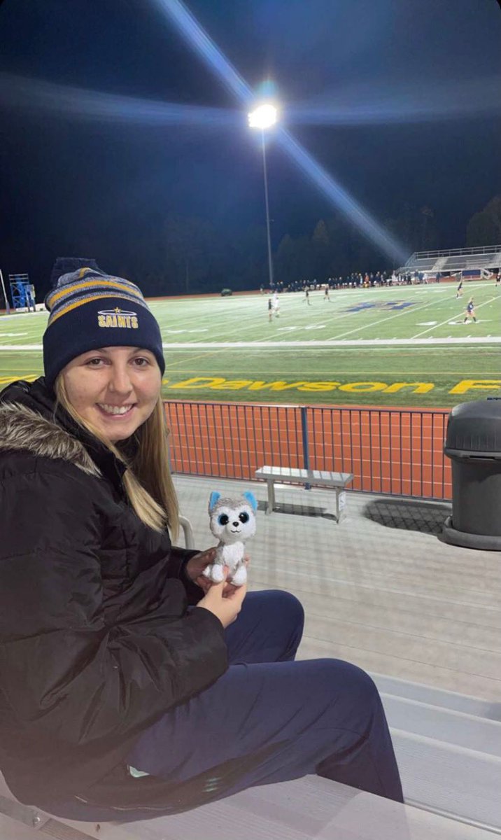 Shuwbk1's tweet photo. Practice Player #17 was Rebecca Zilka 😀👍 Halo enjoyed supporting our women’s soccer team⚽️🤝🏀 #soccermom #WE @Coach_Syljebeck https://t.co/wgBMBbuc9w