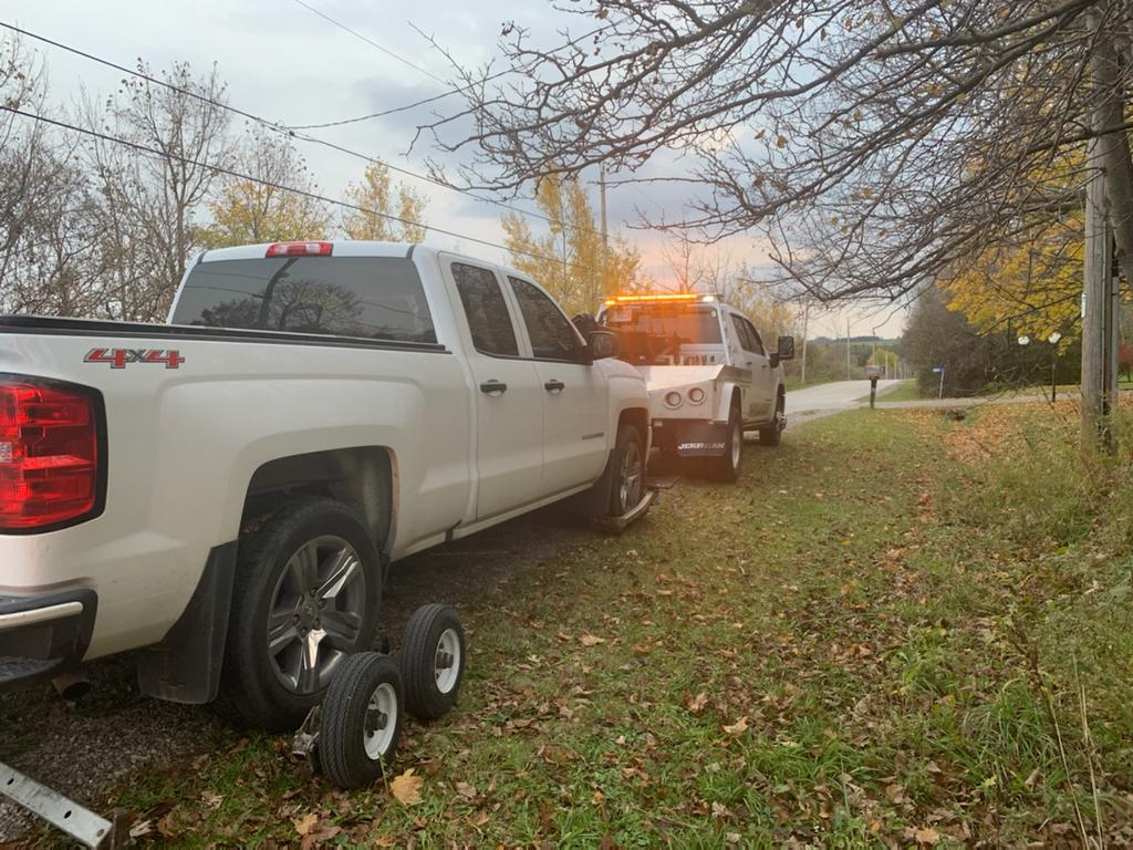 137 km/h in a posted 60 km/h zone through narrow rural roads passing other traffic. Hidden driveways on each side. 1 District Response Team stopped this driver and subsequently suspended their licence and impounded the truck. Reckless and selfish driving action. #slowdown ^DA.