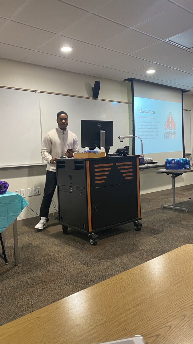 UHV_RHA's tweet photo. RHA hosted a focus group today! Thank you to the students who came out to learn more about Housing!
•
•
Don’t forget our General Body Meeting on Monday, November 8th at 7 p.m. in Jaguar Hall Commons. https://t.co/Nypuvij80n