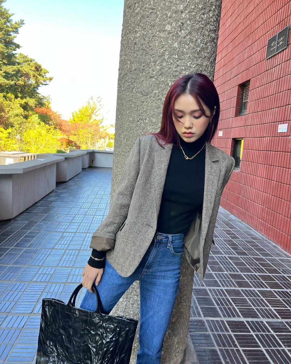 Arab1mimi's tweet photo. [ تحديث ] - 211005
ميمي عبر حسابها الانستقرام 
- 🍁🍂😆🍂🍁 - https://t.co/rEErzysOsr