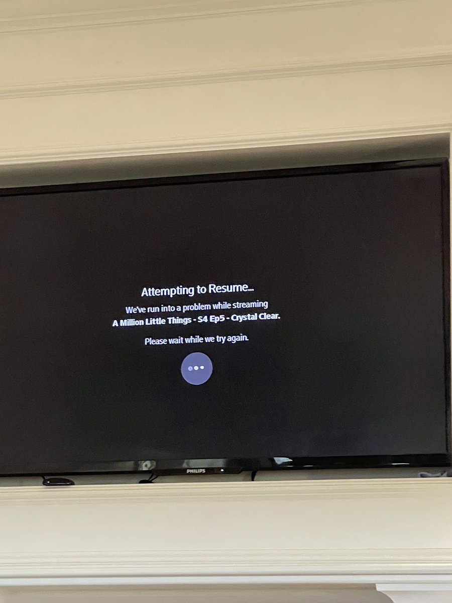 tiffanybmorris's tweet photo. @Xfinity @XfinitySupport every time I try to FF through commercials on my DVR, it does this…WHY?! https://t.co/nlwxut5qPu