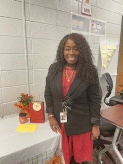 WeaverMiddle's tweet photo. Happy National Instructional Coaches Day! Zacharel Veal, Hosea Laney, Latrece Blount, and Chiquita Dinkins are walking in greatness as they serve as Instructional Coaches! https://t.co/9k4wKAUIwm