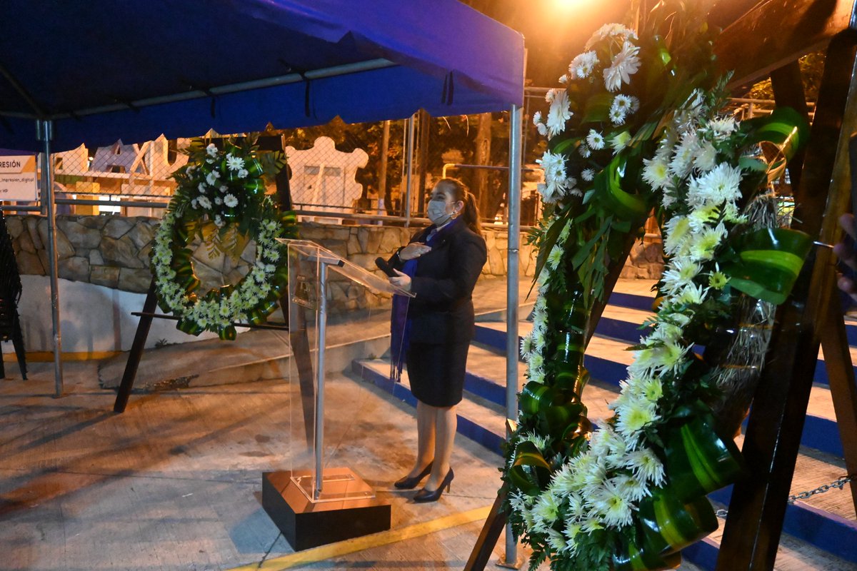 gt_cig's tweet photo. #CIGINFORMA El Colegio de Ingenieros de Guatemala, rindió homenaje a agremiados fallecidos en el año 2020-2021.
A este homenaje asistieron el Presidente Ing. Milton Danilo Santizo Carías y su Junta Directiva, personal administrativo y amigos. https://t.co/TBfhlj2v6m
