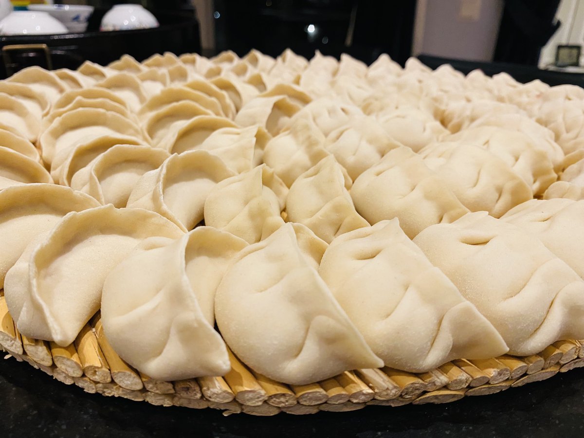 jenny00010z's tweet photo. 今天包的餃子是打了六個褶皺的款，捏的我的大拇指都要斷了！

包餃子我是認真的！😂 https://t.co/hXZS88PSO7