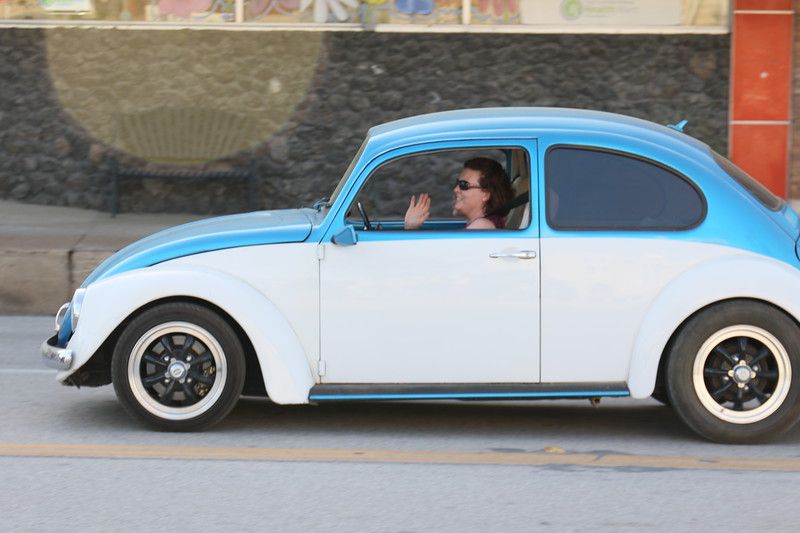 JBugsVWParts's tweet photo. "I bought my 1968 #VWBug about 2 years ago. It was always a dream of mine to own a Bug! I enjoy driving it around town because it makes people smile."

Making other people smile is one of our favorite #VWOwner goals 😁
Thanks for sending your photo, Elizabeth!

📷 - Elizabeth B. https://t.co/4giKtORFCm