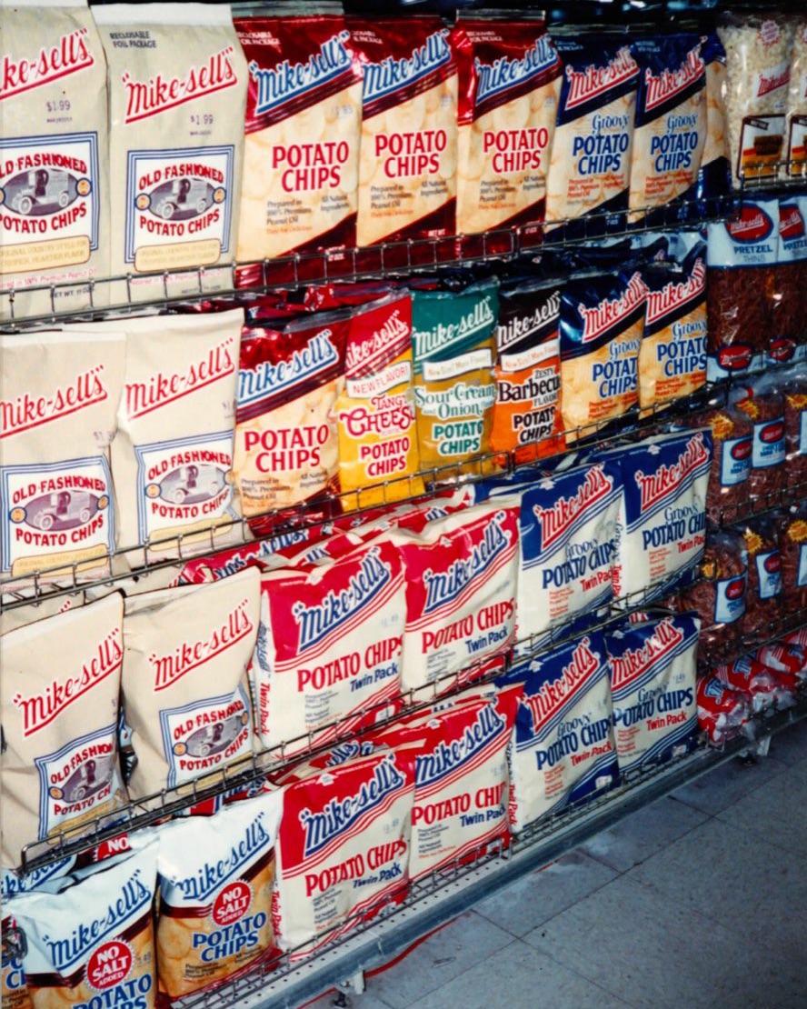 mikesellssnacks's tweet photo. #ThrowbackThursday to when this was our view walking down the grocery aisle… a lot has changed since then, but the quality of our classic snacks sure hasn't! Which #Mikesells snack bag would you grab?! Let us know below! https://t.co/RjZjGMSECD