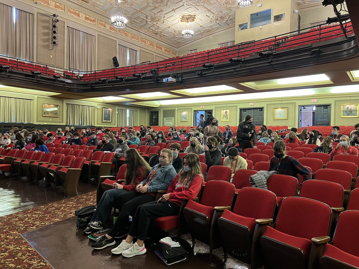 LP_MrsE's tweet image. Our first Harbor Homeroom Student Leader training of the school year. We are so excited to bring it back! @LPHS_Activities @J_Renaissance