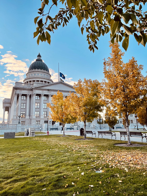 Catch up on the latest news from the Utah House Majority! #utleg #utpol

house.utah.gov/november-2021-…