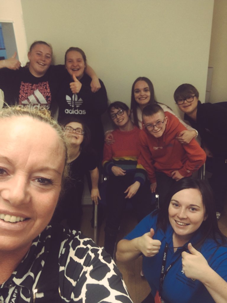 BSLDynamic's tweet photo. Group 2 tonight ❤️🎼🎵🎶
It's good to be back 😊 
#signing #BSL #SSE #Choir https://t.co/hI3mkKxXu6