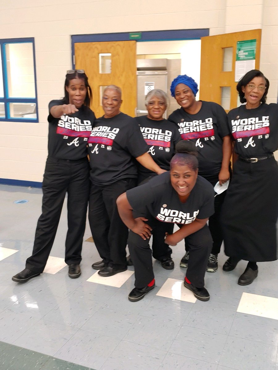 Cedar Grove Middle School Nutrition family celebrates the Braves victory in style! #GoBravesGo <a href="/Cgms_DCSD/">CGMS_DCSD</a> <a href="/DeKalbSchools/">DeKalb Schools, GA</a> <a href="/DCSDRegionVII/">Area 3 Elementary - DeKalb County Public Schools</a> <a href="/dcsdfamilyenga1/">@dcsdfamilyengagement</a> @