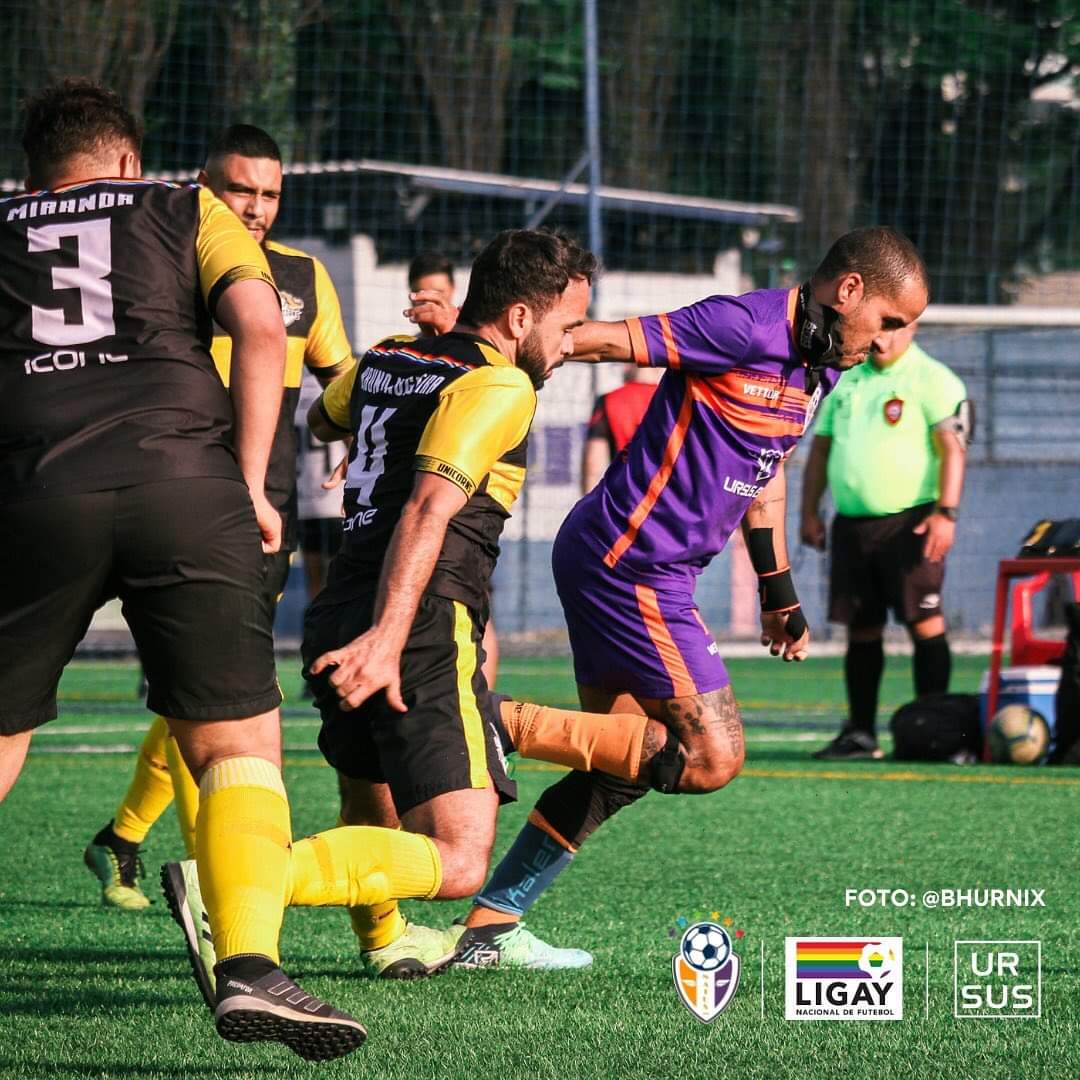 natus_fc's tweet photo. Lembranças da participação na @copasp_lgbtqia, 1º COPA SP DE FUT7 LGBTQIAP+. Tem competição, somos competitivos, mas, queremos que cada vez mais pessoas joguem e torçam. Família Natus agradece aos nossos jogadores por fortalecer o futebol de LGBTQIAP+#futlgbt #gay #LGBTQIAP #lgbt https://t.co/os6sBT7fsP