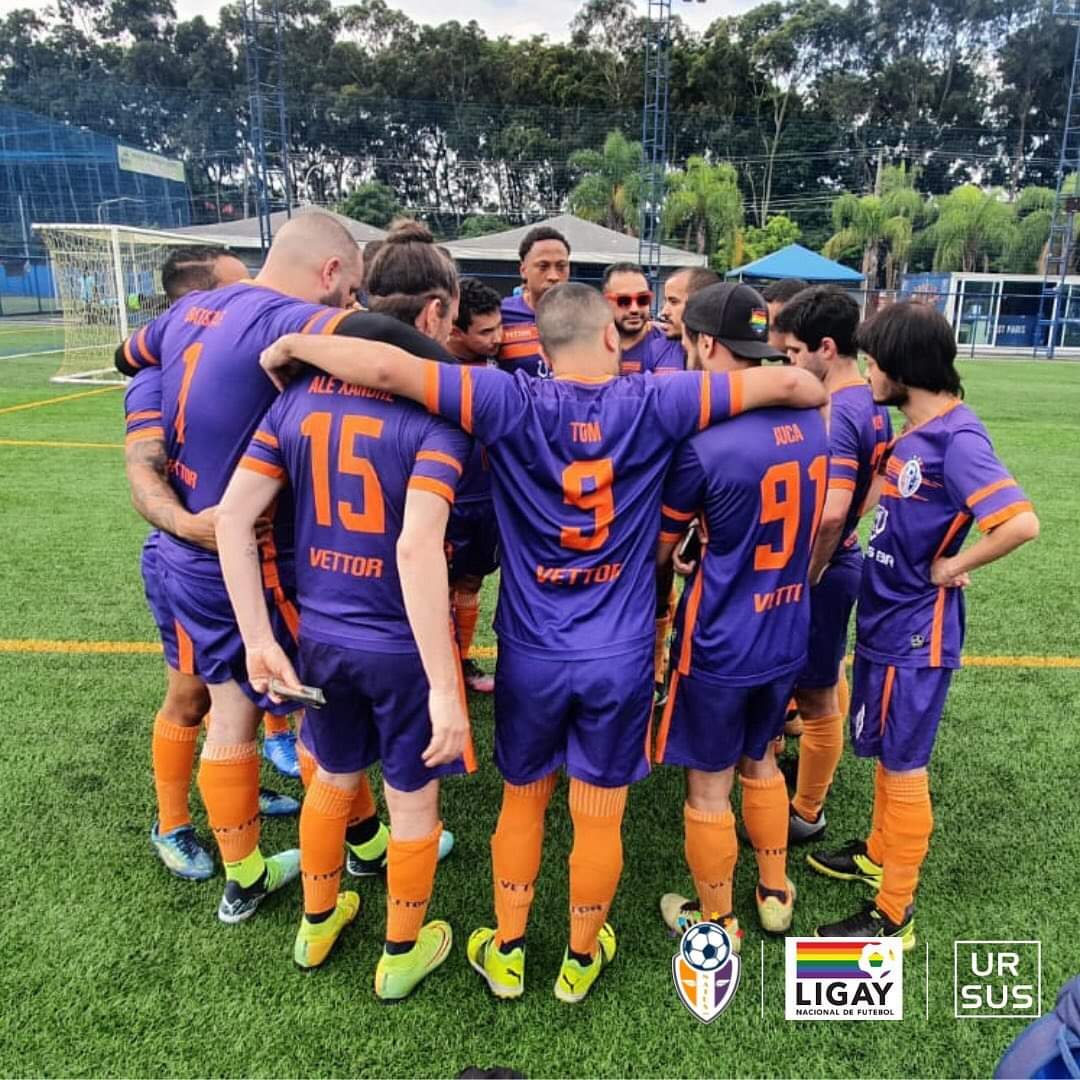natus_fc's tweet photo. Lembranças da participação na @copasp_lgbtqia, 1º COPA SP DE FUT7 LGBTQIAP+. Tem competição, somos competitivos, mas, queremos que cada vez mais pessoas joguem e torçam. Família Natus agradece aos nossos jogadores por fortalecer o futebol de LGBTQIAP+#futlgbt #gay #LGBTQIAP #lgbt https://t.co/os6sBT7fsP