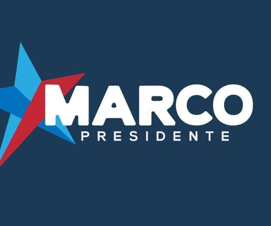 21Davico's tweet photo. #MarcoPresidente
#ElCambioEsHoy
#YoMarc6 
Masivo Banderazo y volanteo por #MarcoPresidente en metro plaza de Maipu  
@marcoporchile 
#cuartoretiroSinletrachica
#Maipu https://t.co/cXoYGY5lRj