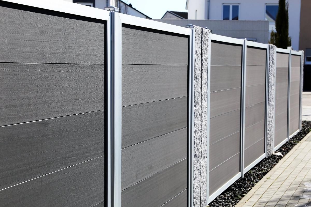 LookUpStrata's tweet photo. SA Q: An owner wishes to install a fence between common property and the council boundary line. What approvals are required? - Answered by Carrie McInerney, Horner Management
https://t.co/HtqTXO8JgV https://t.co/3Wbeon9bOJ