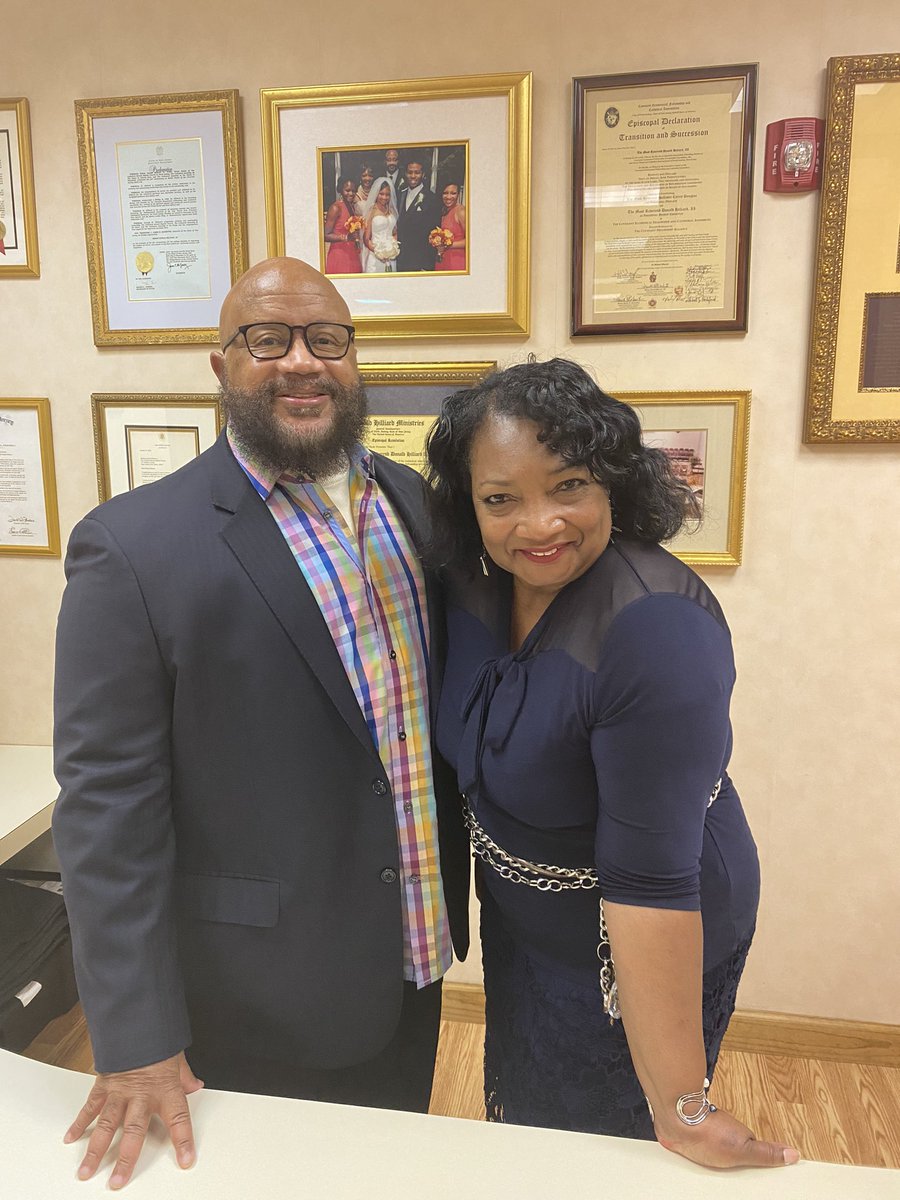 Bishop_Hilliard's tweet photo. After a LONG DAY at the office. Thank God for our amazing staff. This too is 👉🏽The Cathedral International.
#theunforgettableexperience #welcome #cathedral #allarewelcome #work #officecomplex #work https://t.co/DFWfk8w7Zu