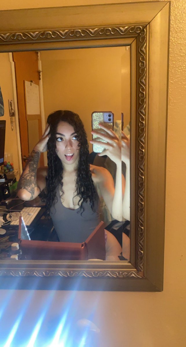 Hi