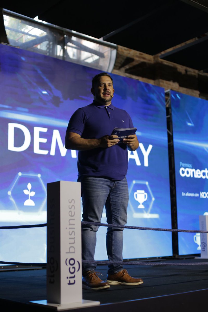 TigoParaguay's tweet photo. #PremiosConecta es un concurso de emprendimientos que busca impulsar ideas de negocio innovadoras y de base tecnológica que generen un impacto positivo en Paraguay y el mundo 🙌

Esta convocatoria es organizada conjuntamente por Tigo Business y @KogaImpactLab https://t.co/joeARXDIoh