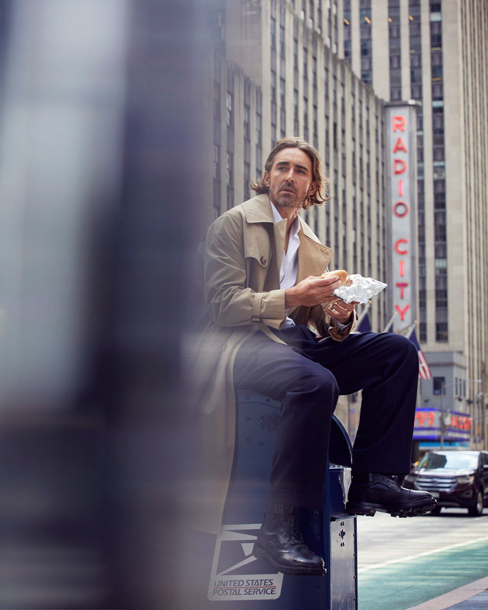 STREET RAT. 
<a href="/alexilubo/">Alexi Lubomirski</a> 
#manabouttown