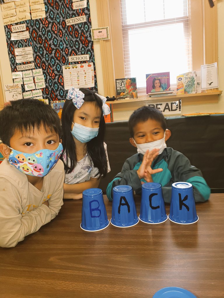 MsESOLTarver's tweet photo. These 1st grade Ss wowed me today in ESOL class! @ArbutusES Read a story to me about Zack and Jack!
Answered comprehension questions correctly!
Identified the -ack family words in the story! ( they LOVED the hi-liters!)and used cups to make new words!!#elcans #bcpsesol #widaswrl https://t.co/ntfR69pvVi