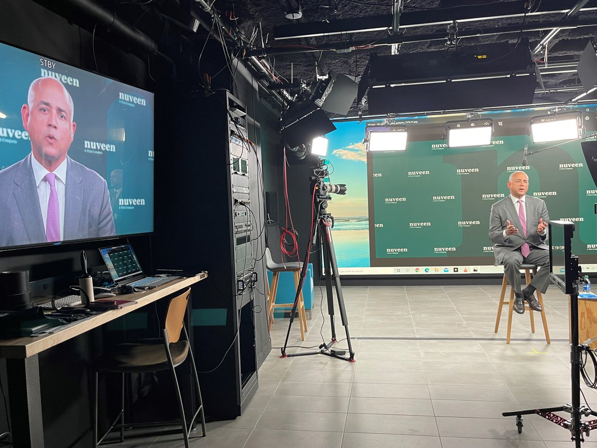 Exciting to spend time at <a href="/NuveenInv/">Nuveen, a TIAA company</a>’s studio to tape an interview with our CEO @jminaya32 and my dear friend <a href="/montenegroCNN/">Jose A. Montenegro</a>, host and anchor of <a href="/CNNEE/">CNN en Español</a>. Look forward to seeing the segment air next Saturday. Nov. 13. #responsibleinvesting #esg #nuveen #cnnenespanol #globoeconomia
