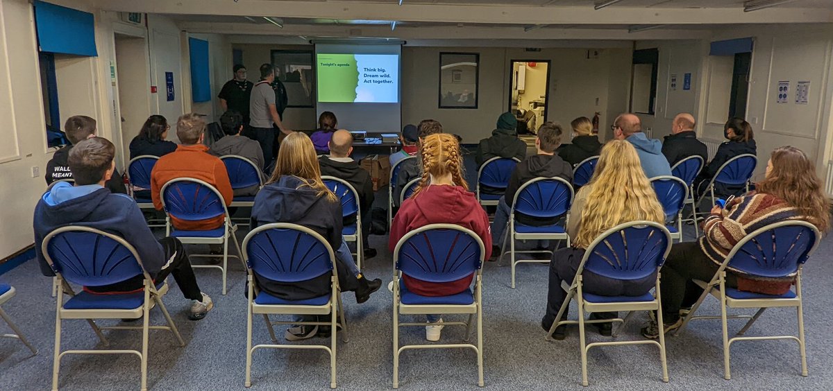 10 Scouts/Explorers attended tonights WSJ2023  roadshow. To find out what to expect if you are selected as a member of unit 15.
You can attend next week 9th at Rushden Scouts HQ or on zoom on 10th 
Find out more NorthantsScouts.org.uk
 🇰🇷🐯 #WSJ25 #DreamWild