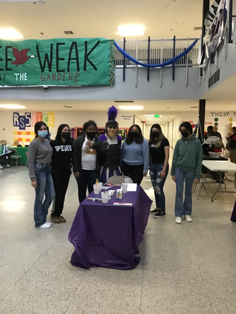 PizanaMs's tweet photo. Our Spartans are ready for College & Career Tailgate event! Come get your face painted by our Spartans! #ImpactECHS #Spartans #collegenight https://t.co/ETRvcmYtKQ