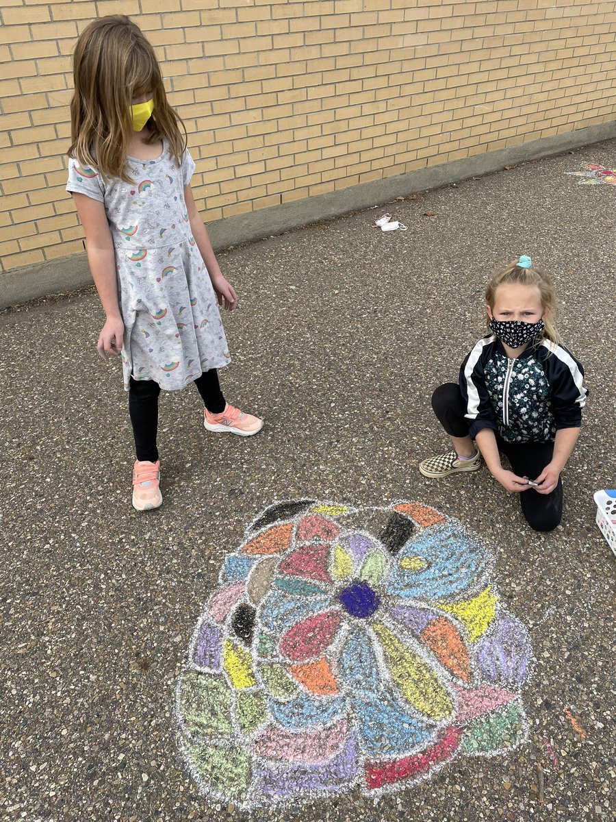 KellyKnbichel's tweet photo. Happy Diwali from VM 2’s and 3’s. #sd76 https://t.co/XTxRXGnIMN