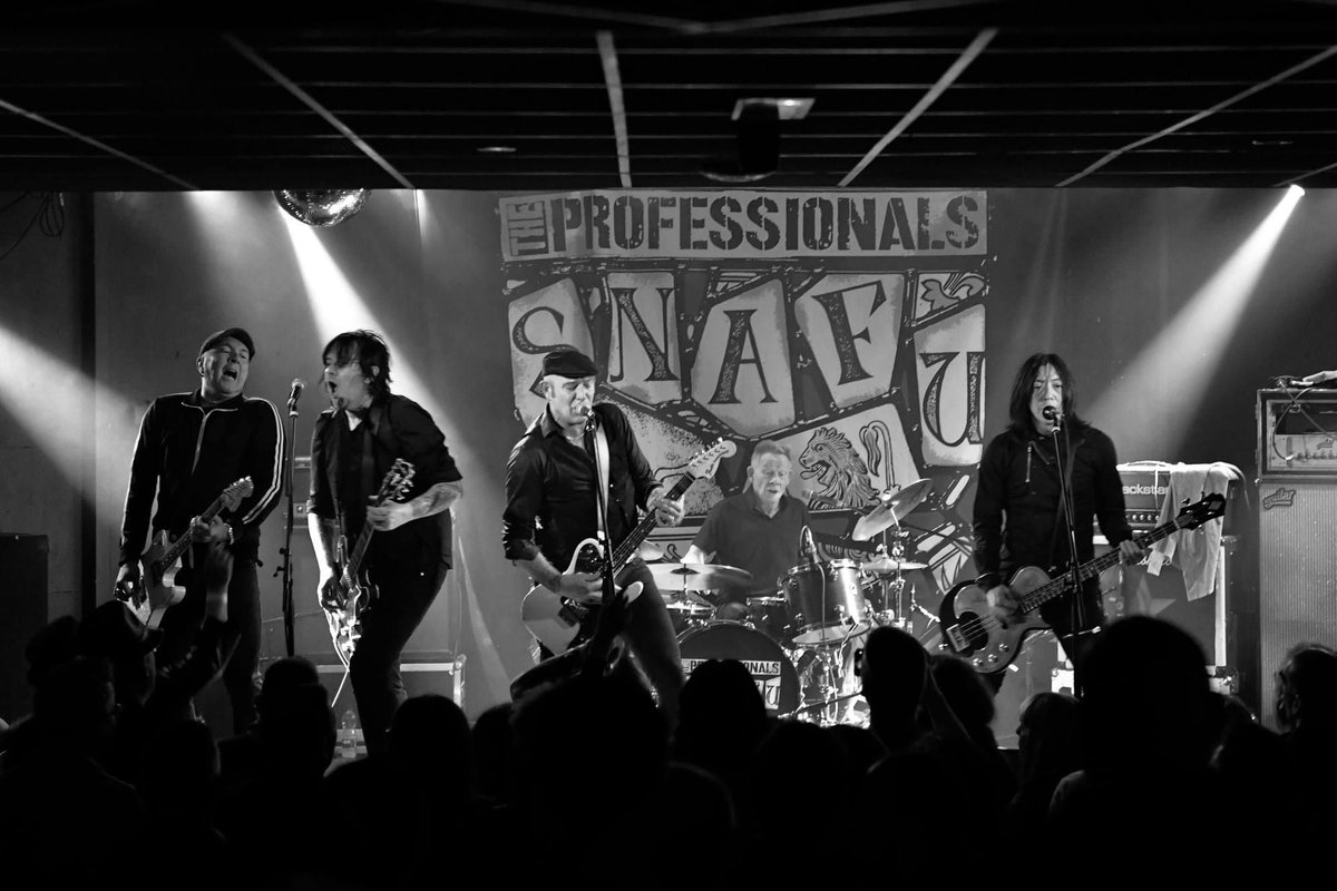Looking back on a damn good tour 👊 Big thanks to everyone who came down, and to Nigel Williamson for capturing our good side 📸 Share / tag us if you've got any shots!

For all things #SNAFU 👉 theprofessionalsband.com