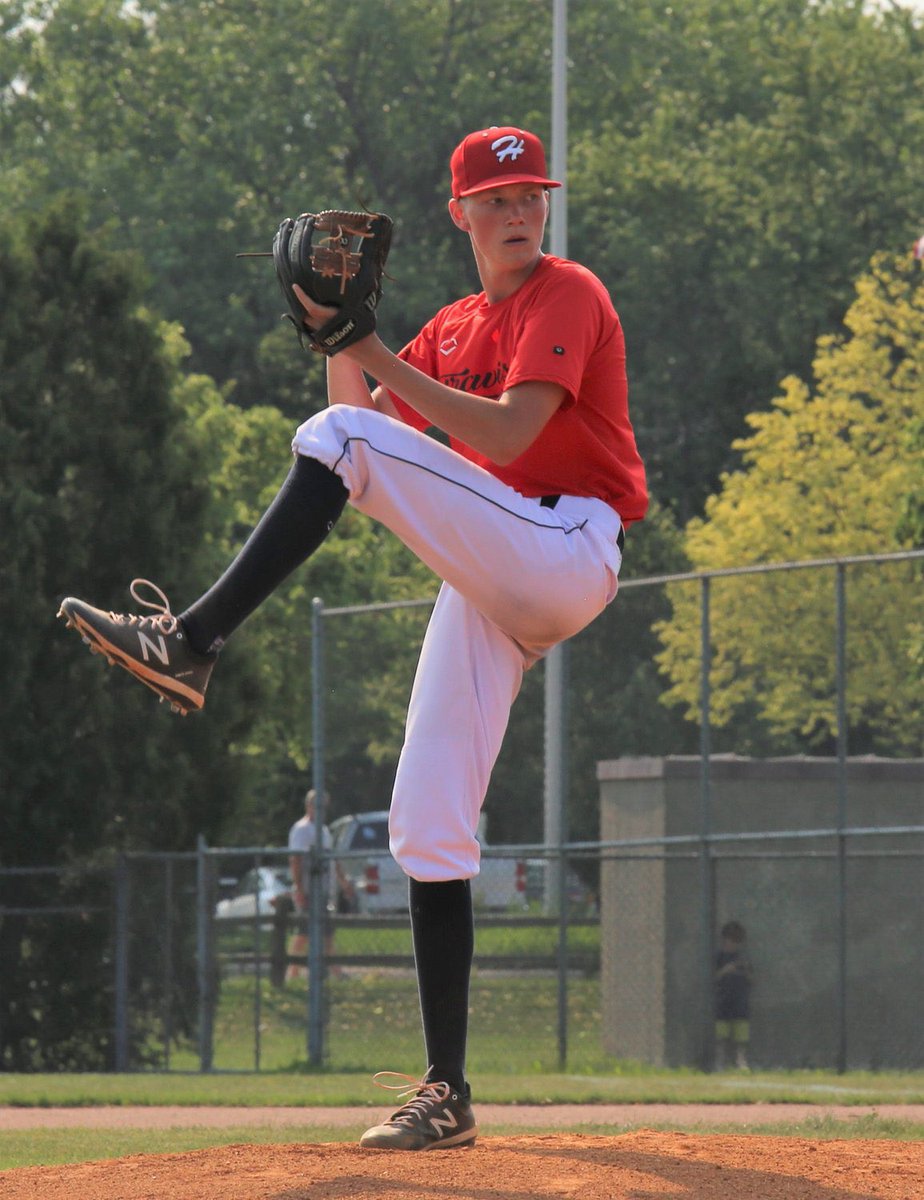 Hey Hey and another 2022 commits <a href="/ethanengelfried/">Ethan Engelfried</a> has committed to Carthage College. Way to make us all so proud Ethan.