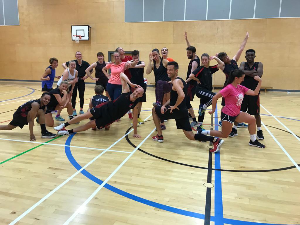 A massive shout out and thanks to <a href="/KnightsNetball/">Knights Netball UK</a> for the game tonight great to play such talent pushing us to strive for more and work harder looking forward to our next match #newcombo #playingharder #rebuilding