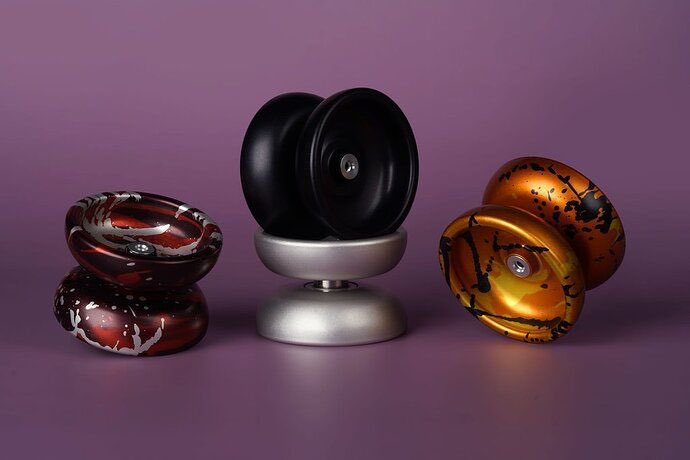 sakatuca's tweet photo. パノラマ3rd run 販売情報

YOYOEXPERT (アメリカ)

https://t.co/MWmFYb3DWD

[日時] 11/6 AM9:00〜 (日本時間)

[色]
・ YYEエディション
・ドラゴンスレイヤー
・クリア
・ブラック

#onedropyoyos
#yoyoexpert 
#パノラマヨーヨー
#ヨーヨー https://t.co/ibn0Vb3a84