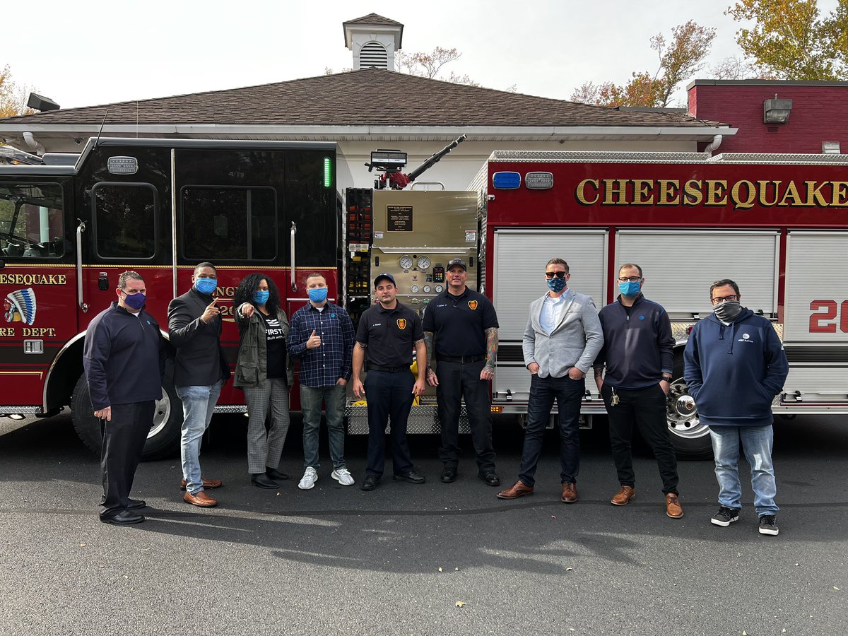 MW Diamond Club (@weisselbergm) on Twitter photo Brought another agency onto the FirstNet family today! Great Partnership with @TheRealLamarMil and his Amazing squad at TWE ! <a href="/BillGFirstNet/">William Gilbert</a> <a href="/Frankie_Bats/">Frank Hackett</a> big time help with the deployment! <a href="/CherieK18/">Cherie Woods-Krebs</a> @stephenvergine <a href="/Ang_Rutherford1/">Angela Muรฑiz Rutherford</a> <a href="/judy_cavalieri/">Judy Cavalieri</a> Collaboration is how we win! Brought another agency onto the FirstNet family today! Great Partnership with @TheRealLamarMil and his Amazing squad at TWE ! <a href="/BillGFirstNet/">William Gilbert</a> <a href="/Frankie_Bats/">Frank Hackett</a> big time help with the deployment! <a href="/CherieK18/">Cherie Woods-Krebs</a> @stephenvergine <a href="/Ang_Rutherford1/">Angela Muรฑiz Rutherford</a> <a href="/judy_cavalieri/">Judy Cavalieri</a> Collaboration is how we win!