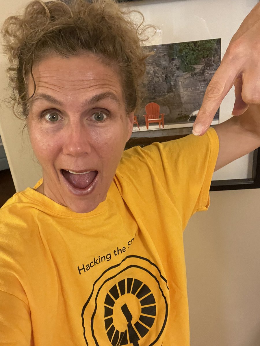 mwalkerhope's tweet photo. Ready for @vBIT21 @FCLEdu Game Night! Retro #BIT19 shirt on! Bring IT on! @RamonaMeharg @THOMLYNN101 @marthajez @oksarge @bogiemomof2 @ecooorg @the_mulc https://t.co/yWM5em176t