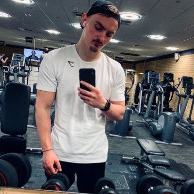 ConorFarrow's tweet photo. #NewProfilePic https://t.co/v4YhZ62lKf