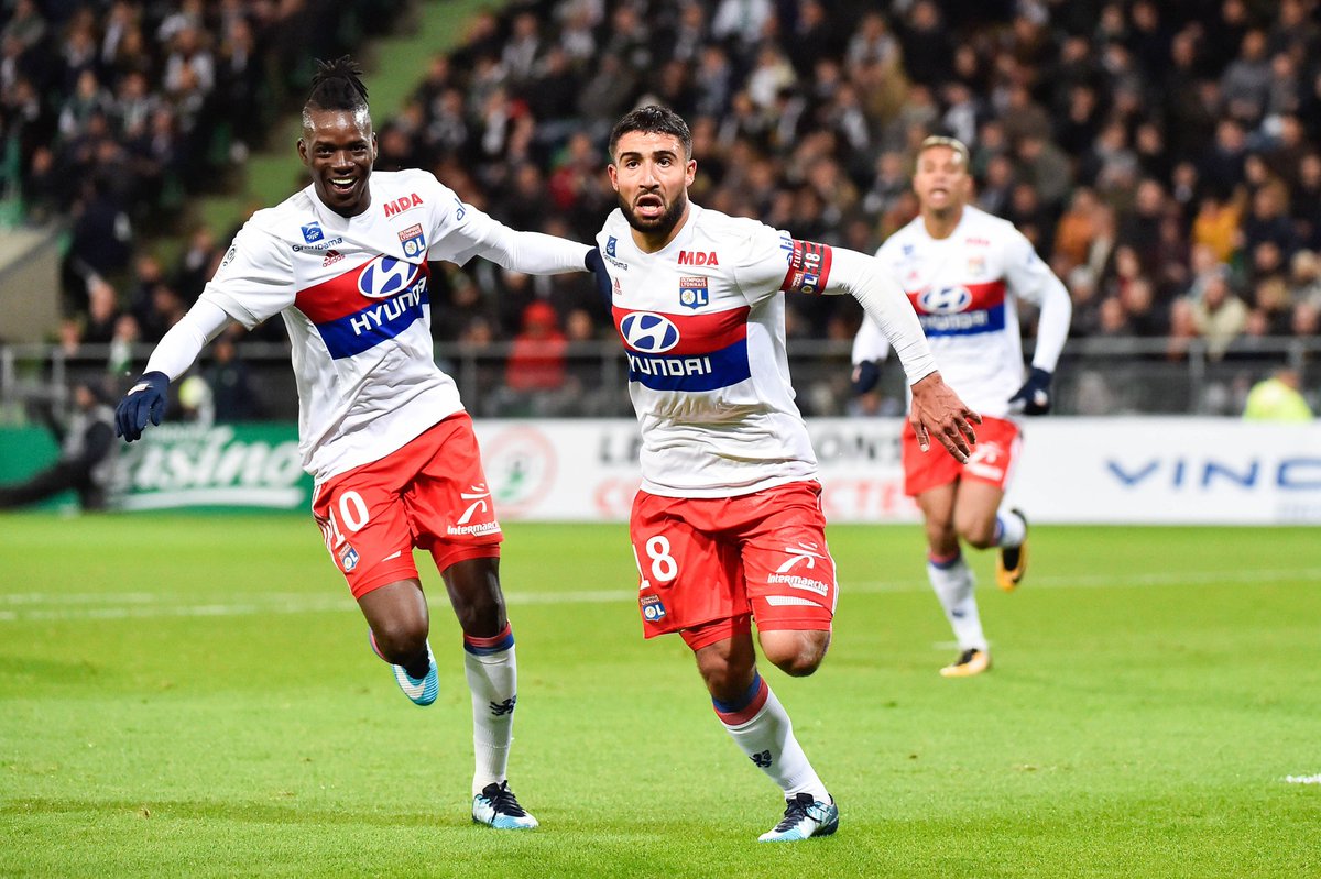 ActuFoot_'s tweet photo. Il y a 4 ans jour pour jour, l'OL humiliait l'AS Saint-Etienne (5-0) à Geoffroy Guichard.

Avec notamment cette célébration de Nabil Fekir. 👕 https://t.co/cKZIQtsCK1