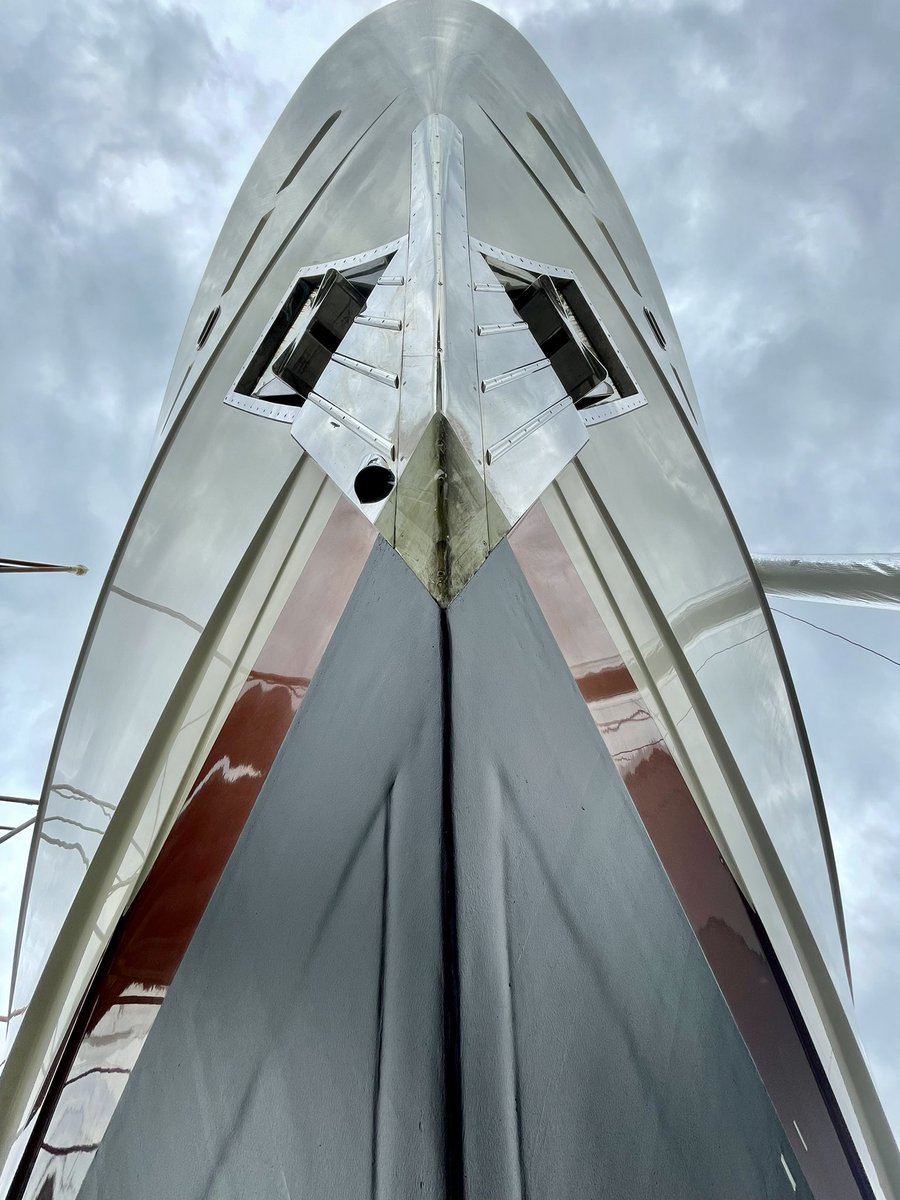 RollyMarine's tweet photo. Today’s action at the best shipyard in Fort Lauderdale @RollyMarine
#themostbeautifulboatsintheworld #bestshipyardinfortlauderdale #rollymarine #commandthesea #refitrepairrepowerrolly #yachts #docks #harbor #shipyard #marina #superyachts #haulout #harbortug #megayacht #yachts https://t.co/Z98GoyEvtY