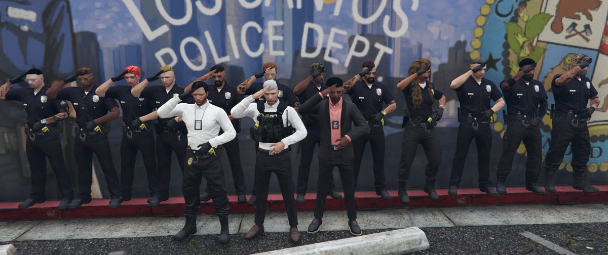 KaosRocky's tweet photo. Tengo fans ic XD, el poli francés es lo que tiene, toma ego francés viva la police @Fanaticos_RP https://t.co/S7c7G73SFs