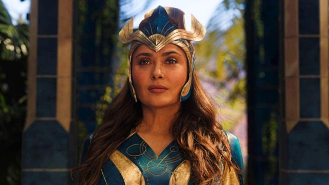 escandalamx's tweet photo. “Vi mi cara morena en el traje de héroe y al ver mi cara vi tu cara, vi mi cara de niña, que tuvo que tener tanto valor para soñar grande, vi la cara de todas las niñas", dijo #SalmaHayek por su participación en la película #Eternals acá les cuento más 👉 https://t.co/z7IDDlvapH https://t.co/ealPIjdzoO