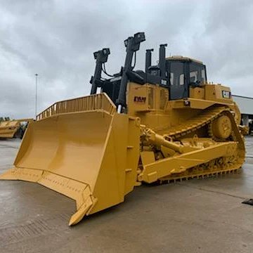 evansequipment's tweet photo. D10T fresh out of the shop and ready for some dirt. https://t.co/ubyTBP2OiM