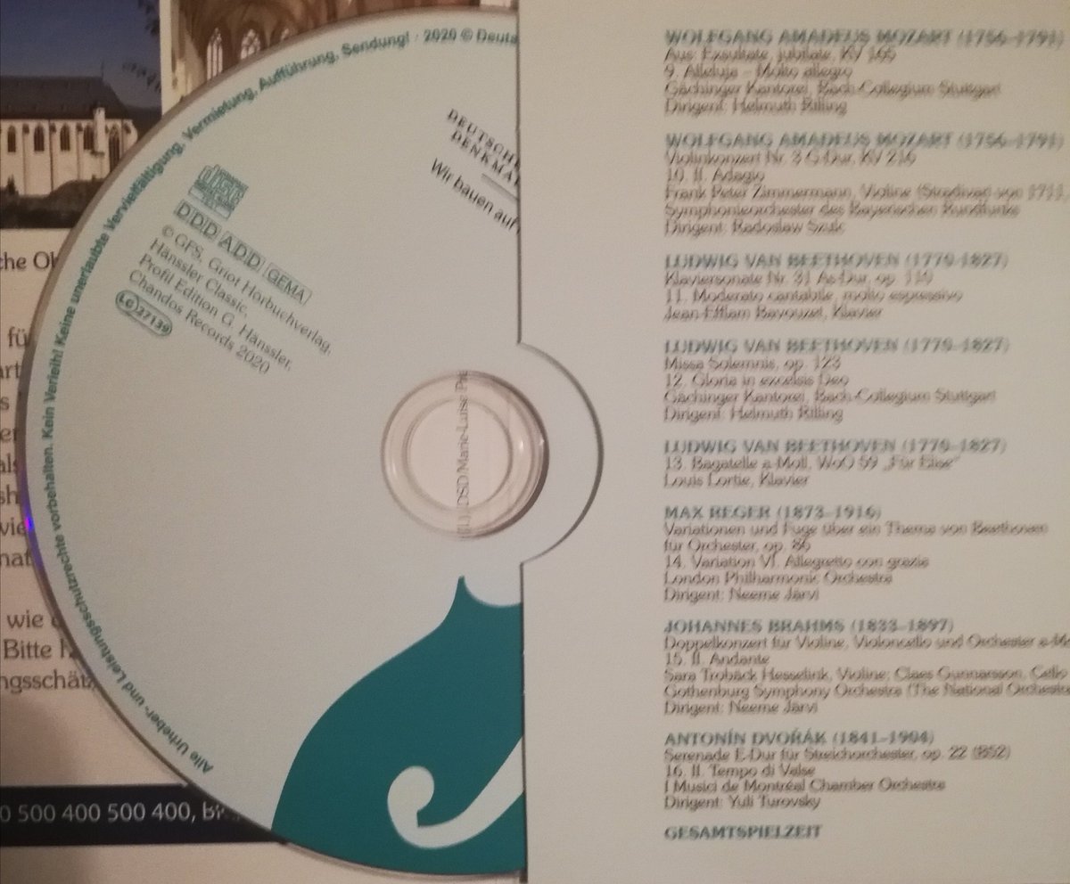 Die Dt. #StiftungDenkmalschutz verschenkt als Teil eines Spendenaufrufs Musik-CDs. Das ist sehr nett, aber wie spiele das in 2021 ab? Gehen die bei der DSD von einer bestimmten Altersgruppe aus? Und warum nicht Kassetten?