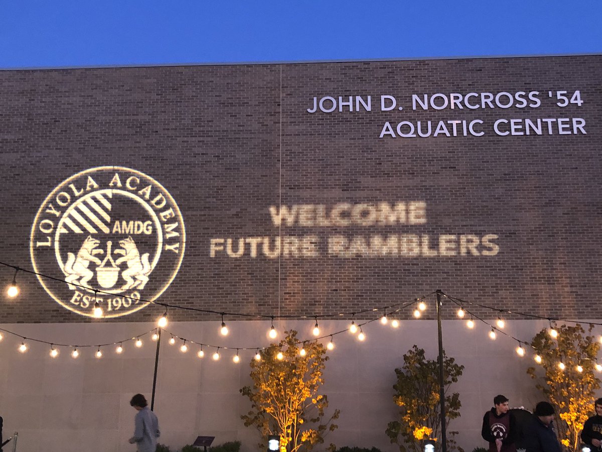 Loyola Academy tweet media