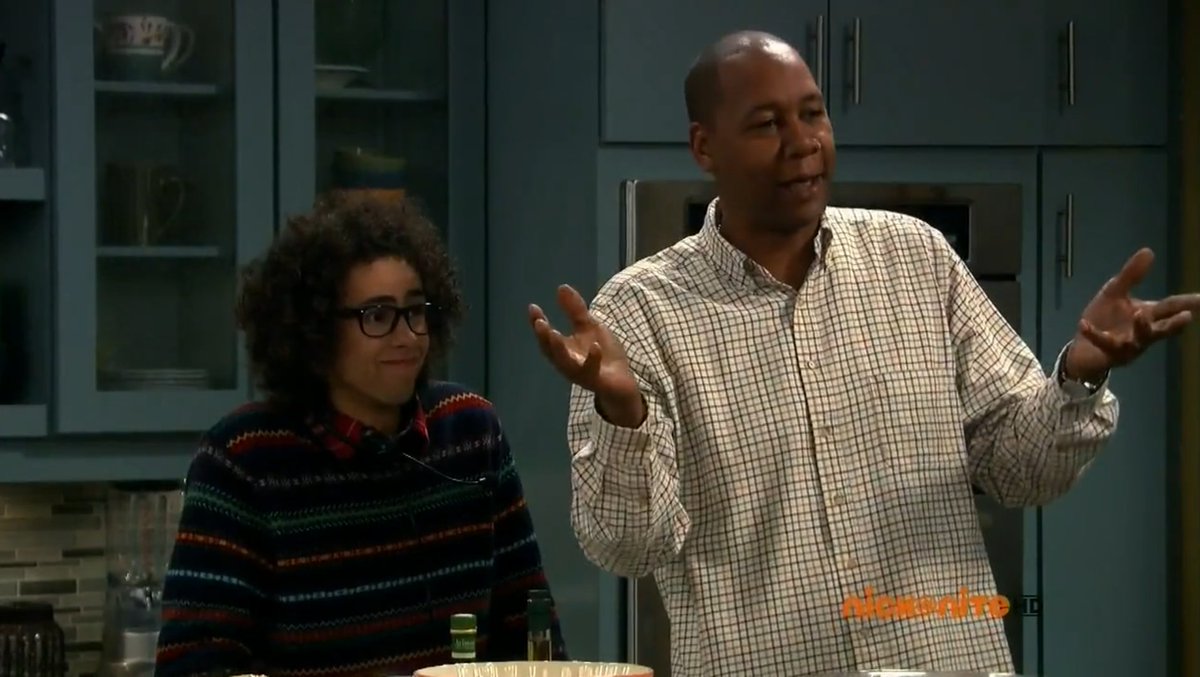 televisionaryZW's tweet photo. 6306. #SeeDadRun "See Dad Run Christmas Into the Ground" - #MarkCurry & #RamyYoussef are in this, yay. Plus an (inexplicably uncredited) #RandallPark in a small role. The show's well written, but the direction/editing stinks. The actors deserved better. Well, most of them. (C+) https://t.co/Rhozt5nh6l