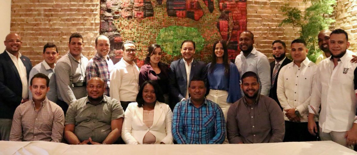 strategy5_0's tweet photo. Abel Martínez inicia conformación de poderosa estructura a nivel nacional que agrupa al equipo de la juventud que junto a él trabajará por el fortalecimiento del PLD y su proyecto Presidencial:
#Abel24 #AbelPresidente
#Strategy5. https://t.co/nNApV4FeP3