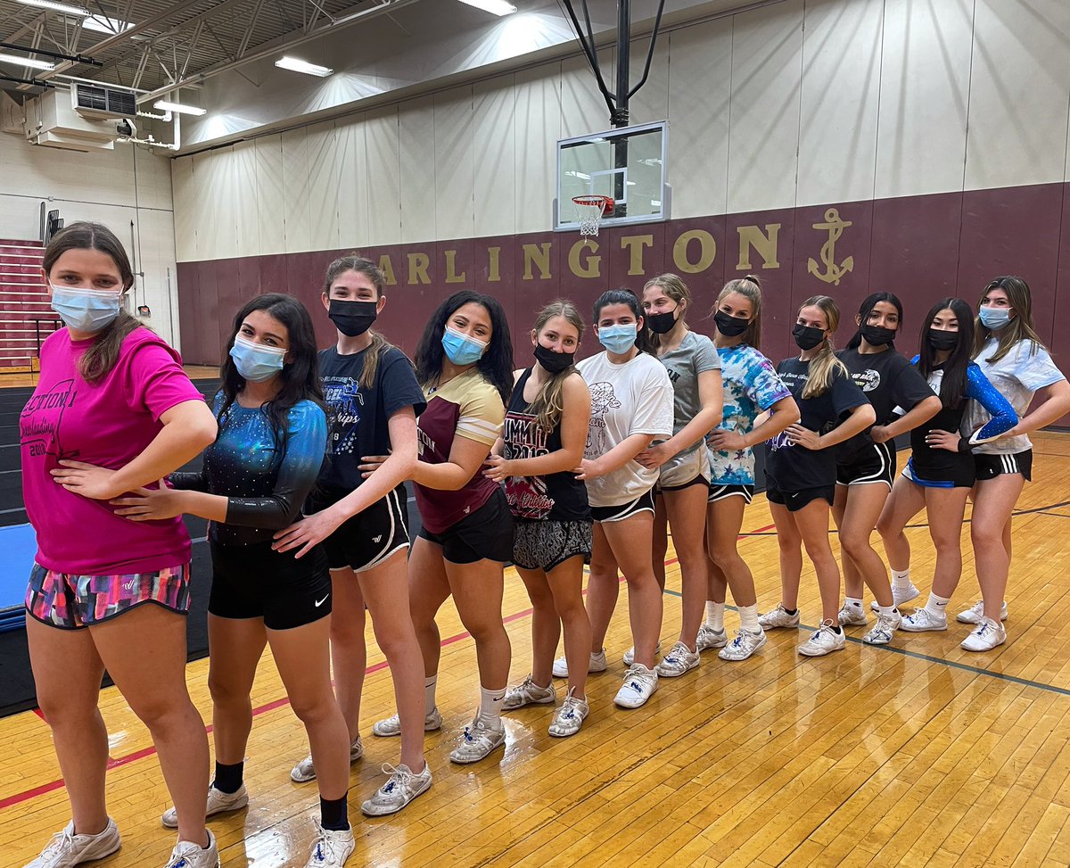 Arlington_Cheer's tweet photo. Throwback Thursday! Wearing gear from teams of the past ๐ฃโ๏ธ #AOE #sectionsweek https://t.co/vLmPBTcMfi