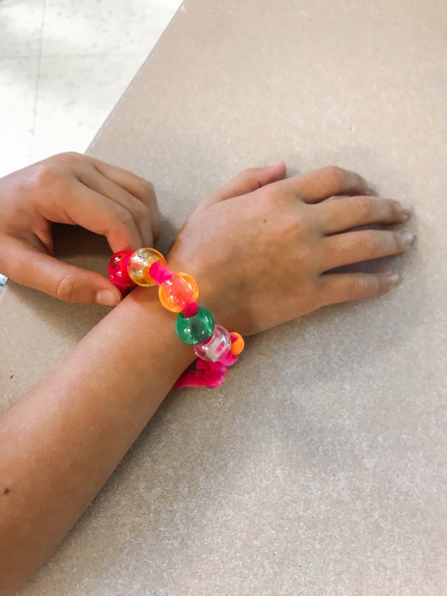 Ms_Maguire_'s tweet photo. This morning we made bracelets that we can use/remind us about our 5 finger breathing technique if we’re feeling anxious, sad, or need a little pick me up. We can rub one bead while breathing in &amp; out &amp; repeat that 5 times to help calm ourselves. #mentalhealth #grade1 https://t.co/3OC45Io6K7